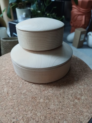 Pair tabletop lens boxes - ,