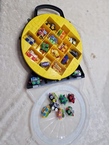 Thomas the tank minis - thomas,